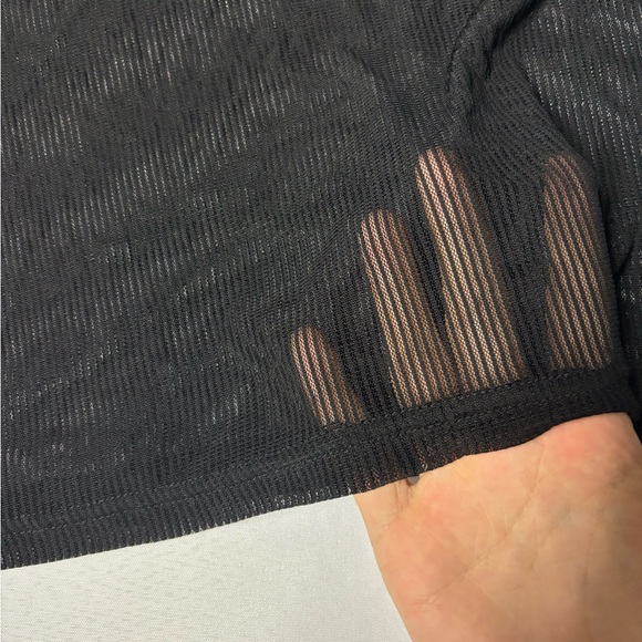 (2/$15) SHEIN MESH TEE 🖤 - Picture 3 of 3